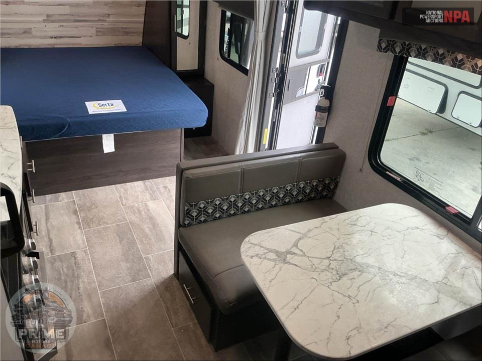 2020 Kodiak By Dutchmen M-227BH - ULTRA LITE SERIES — фото 7