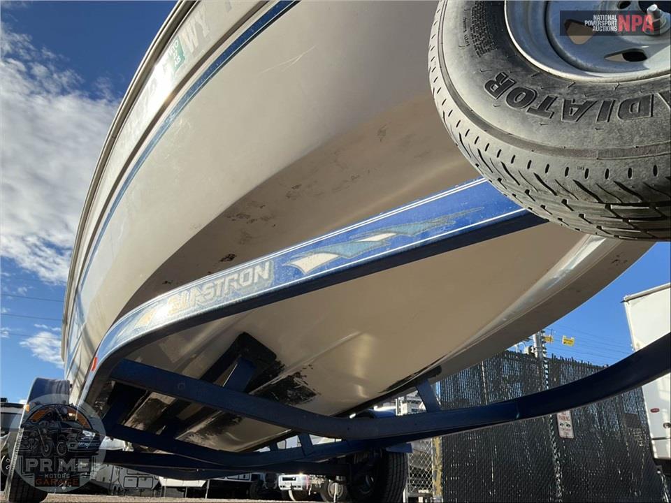 2004 Glastron Boat SX-195/RB(**) L=19/E=1 270HP VOLV SD — фото 25