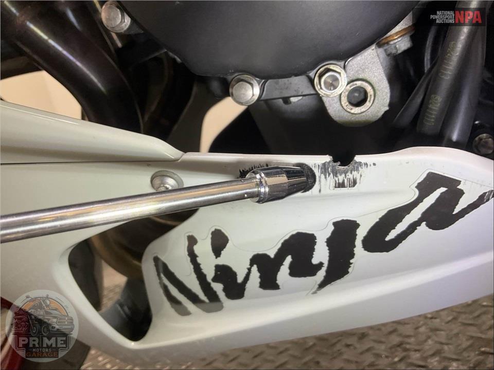 2025 Kawasaki ZX636KSFAL NINJA ZX-6R — фото 24