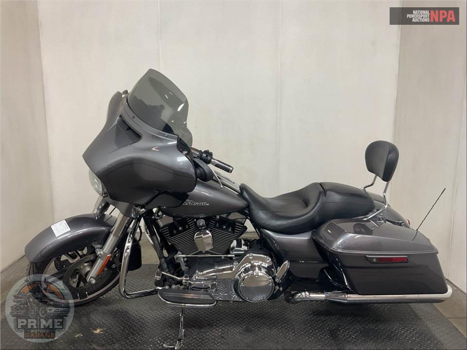 2014 Harley-Davidson FLHXS STREET GLIDE — фото 3