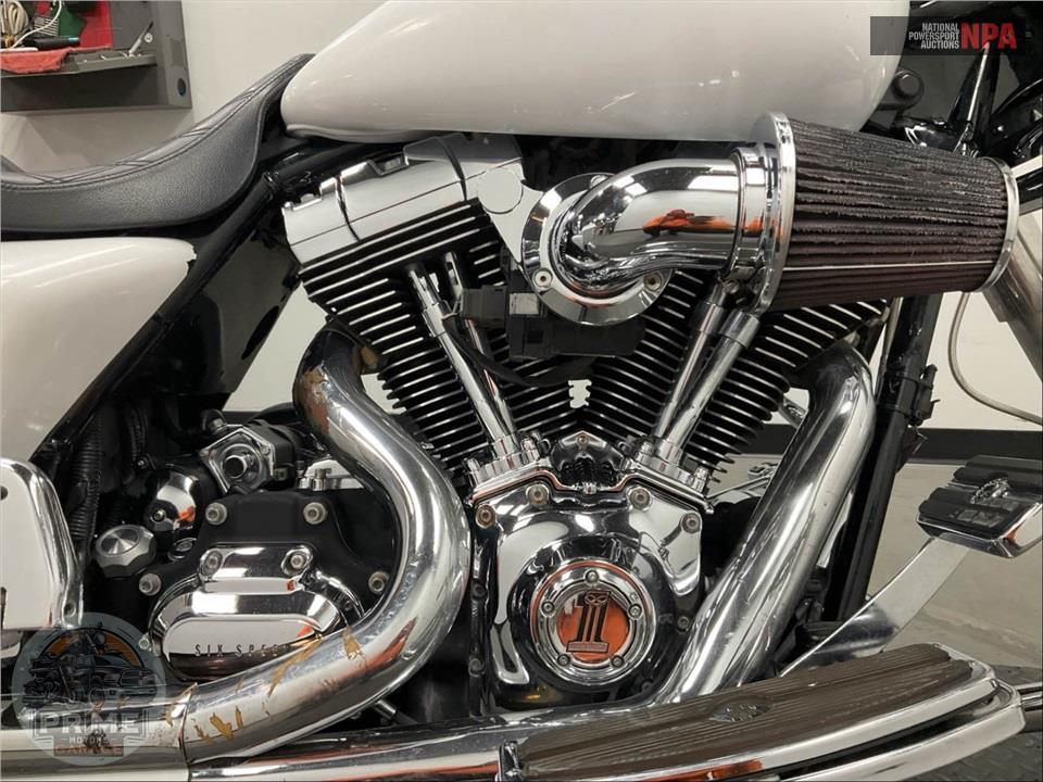 2008 Harley-Davidson FLHX STREET GLIDE — фото 6