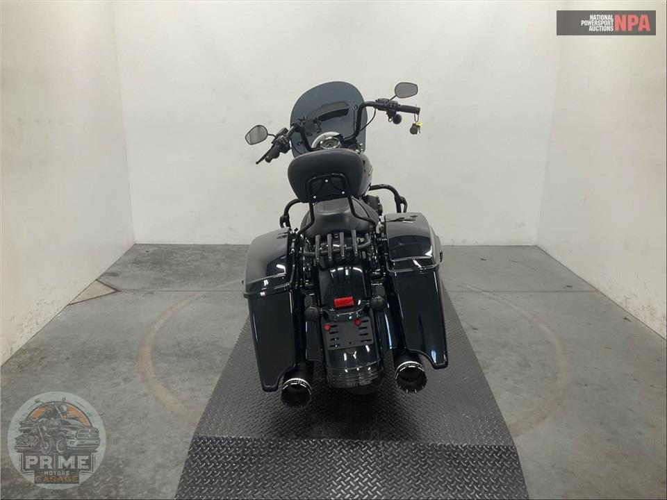 2017 Harley-Davidson FLHRXS ROAD KING SPECIAL — фото 4