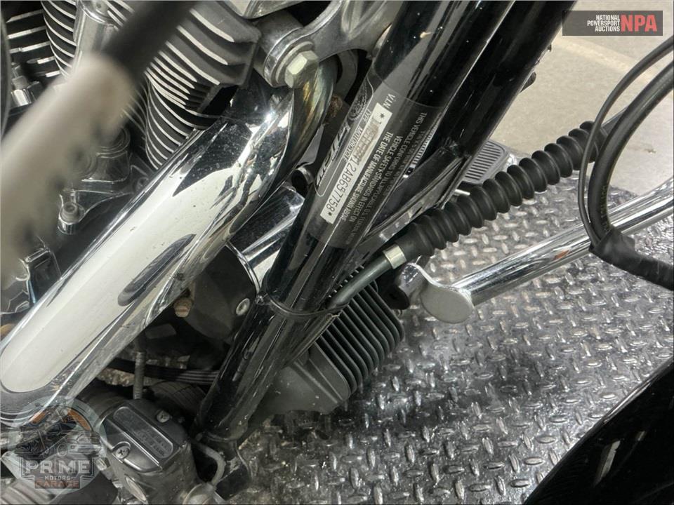 2010 Harley-Davidson FLHR ROAD KING — фото 36