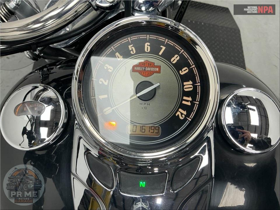 2015 Harley-Davidson FLSTC HERITAGE SOFTAIL CLASSIC — фото 5