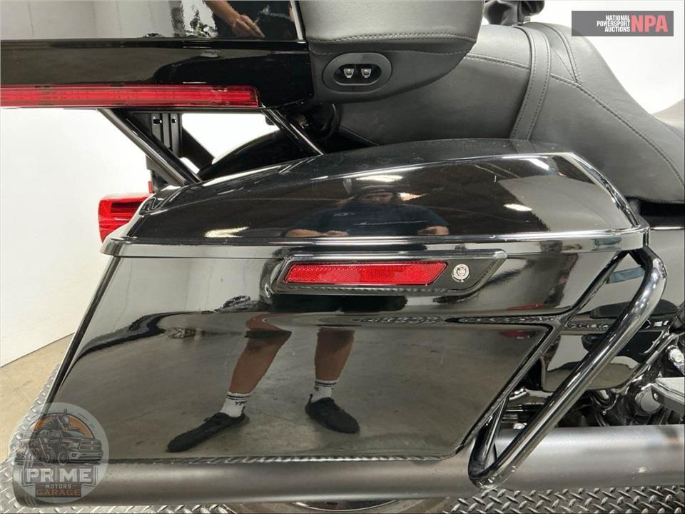 2022 Harley-Davidson FLHTK ULTRA LIMITED — фото 23