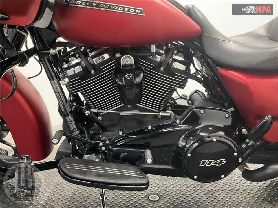 2019 Harley-Davidson FLTRXS ROAD GLIDE SPECIAL — фото 7