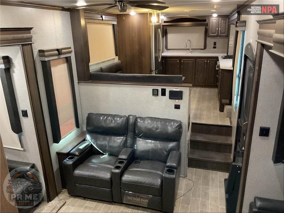 2020 Keystone Rv M-3801 FK - ALPINE FIFTH WHEEL SERIES — фото 9