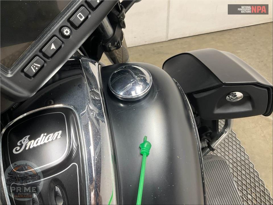 2020 Indian Motorcycle ROADMASTER DARK HORSE (SMOKE) — фото 20