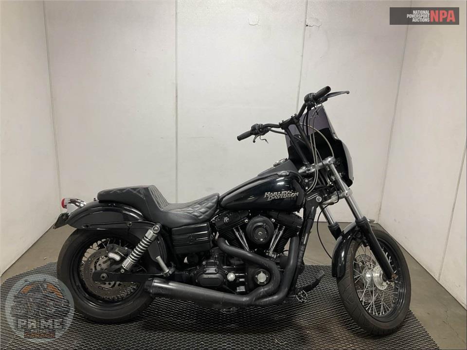 2010 Harley-Davidson FXDB DYNA STREET BOB — фото 1