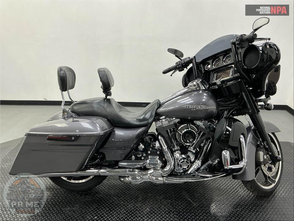 2015 Harley-Davidson FLHXS STREET GLIDE SPECIAL — фото 1