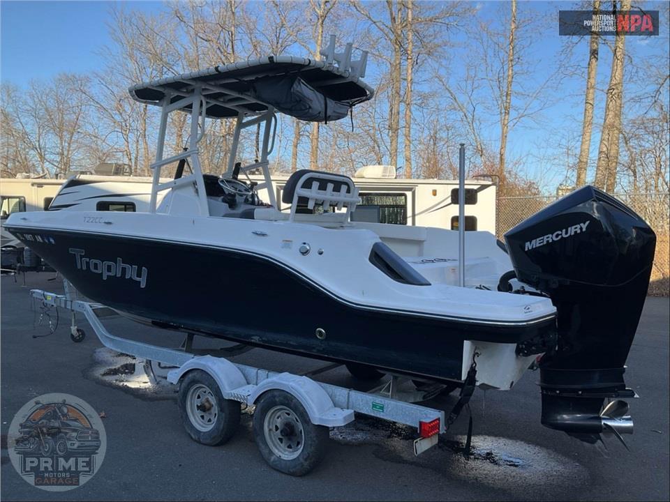 2022 Bayliner Marine T22CC(*) CENTER CONSOLE SERIES L=23/E=1-200HP MERCURY OB — фото 3