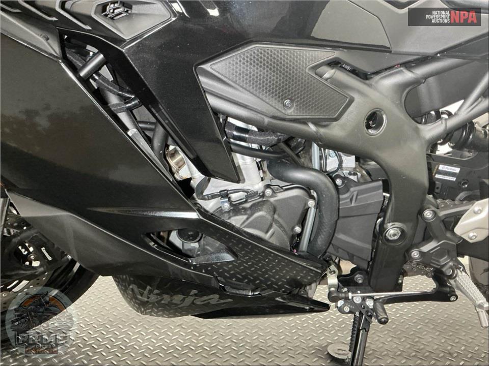 2026 Kawasaki NINJA ZX-4R ABS — фото 7