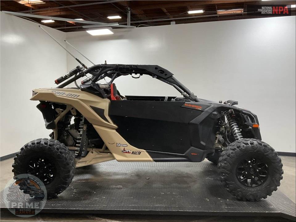 2021 Can-Am MAVERICK X3 X RS TURBO RR — фото 1