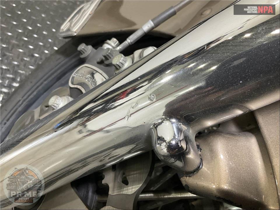 2005 Harley-Davidson FLHRI ROAD KING — фото 63