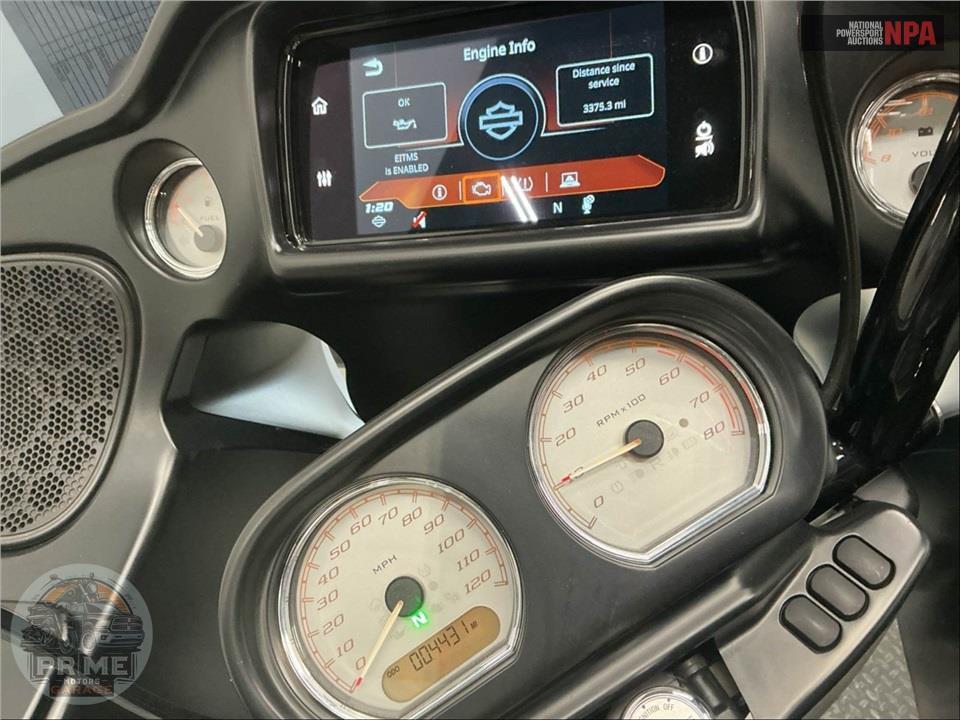 2023 Harley-Davidson FLTRX ROAD GLIDE — фото 5