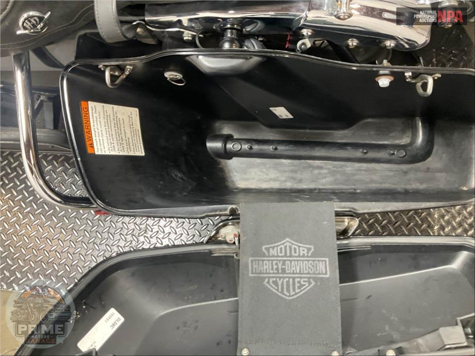 2012 Harley-Davidson FLHRC ROAD KING CLSC — фото 23