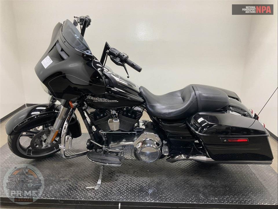 2016 Harley-Davidson FLHXS STREET GLIDE SPECIAL — фото 3