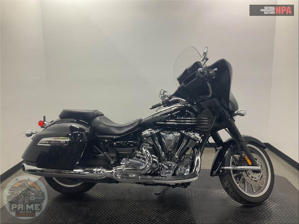 2010 Yamaha XV19CTSZB/C STRTLNR DLX — фото 1