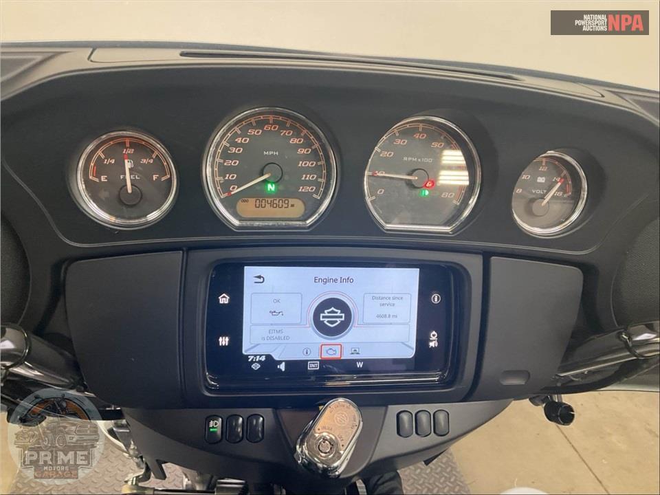 2023 Harley-Davidson FLHTCUTG TRI GLIDE ULTRA CLASSIC — фото 5