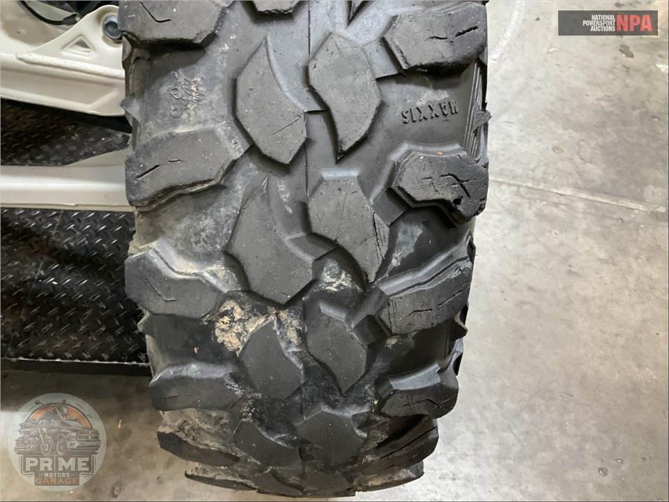2023 Can-Am MAVERICK X3 MAX X RS TURBO RR SMART-SHOX 72 (RED OR BLUE) — фото 21