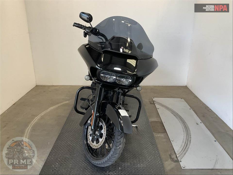 2019 Harley-Davidson FLTRXS ROAD GLIDE SPECIAL — фото 2