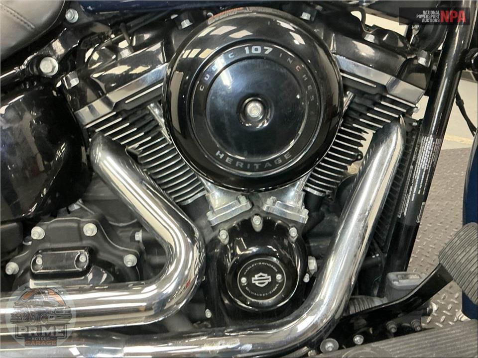 2019 Harley-Davidson FLHC HERITAGE CLASSIC — фото 6