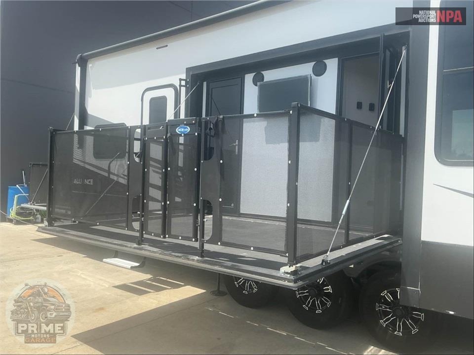 2022 Alliance Rv M-42V13 - VALOR FIFTH WHEEL SERIES — фото 44