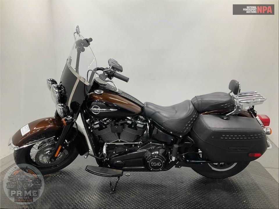 2019 Harley-Davidson FLHCS HERITAGE CLASSIC 114 — фото 3