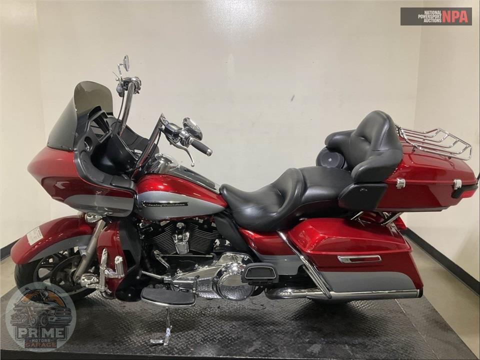 2019 Harley-Davidson FLTRU ROAD GLIDE ULTRA — фото 3