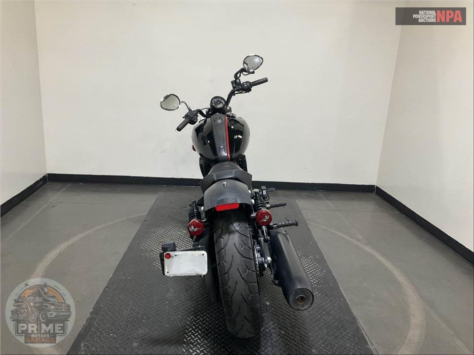 2025 Indian Motorcycle SCOUT SIXTY BOBBER — фото 4