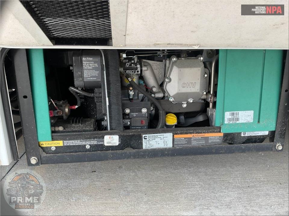 2020 Thor Motor Coach M-31W E450-V10 - FOUR WINDS SERIES — фото 38
