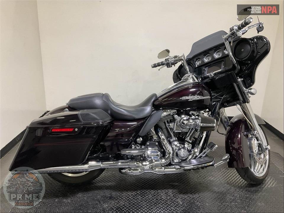 2014 Harley-Davidson FLHXS STREET GLIDE — фото 1