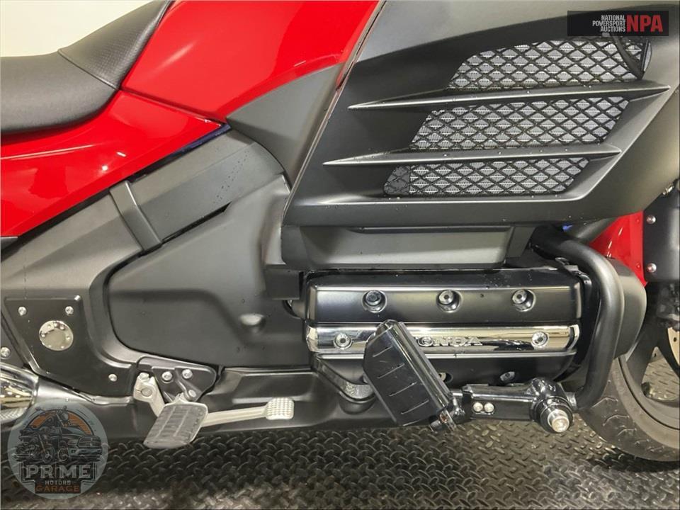 2013 Honda GL1800BDD GLDWNG F6B DLX — фото 6