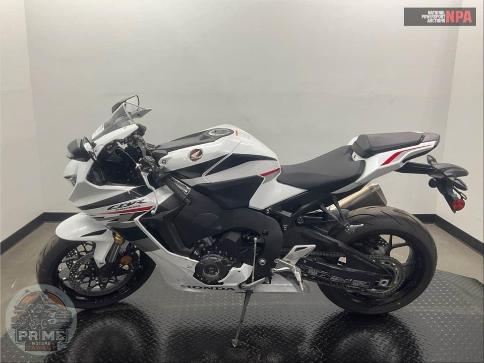 2026 Honda CBR1000RR — фото 3