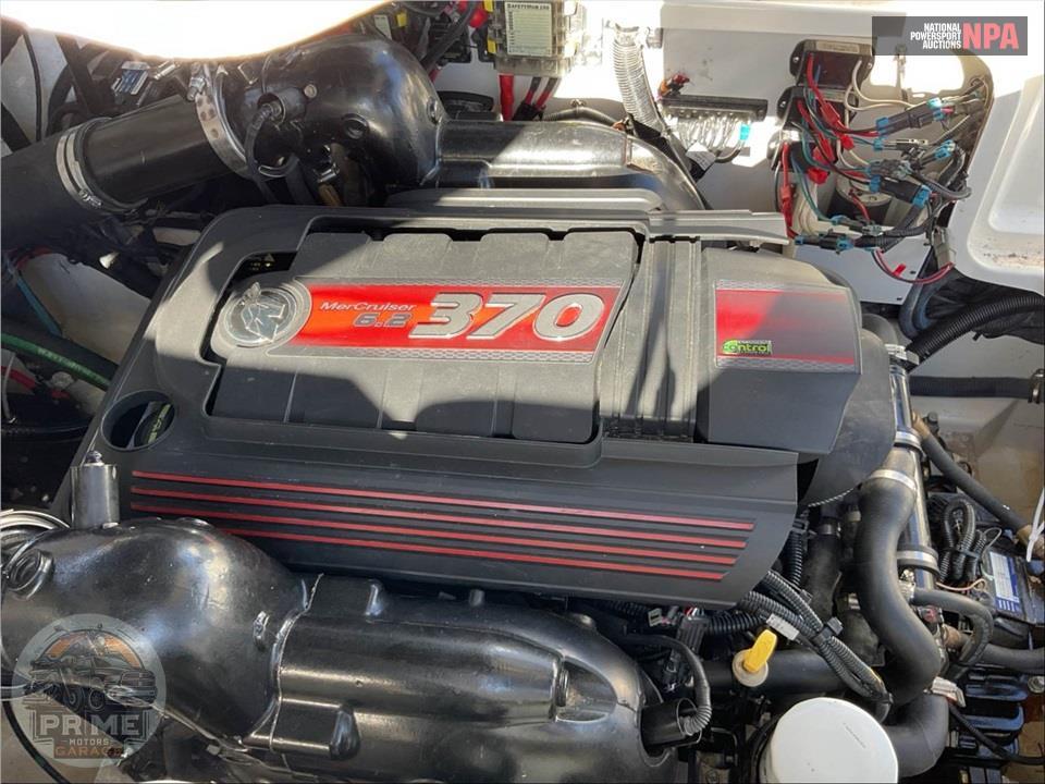 2017 Sea Ray Boats SLX-W 230 SLX SERIES L=23/E=1 370HP MERC IB — фото 9