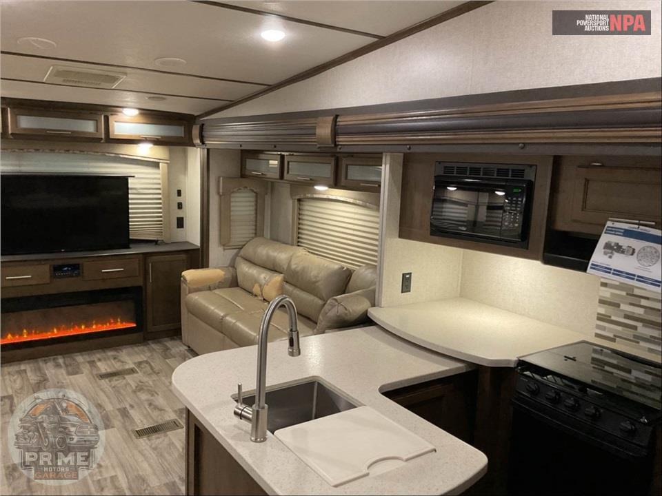 2019 Keystone Rv M-29 RES - COUGAR FIFTH WHEEL SERIES — фото 6