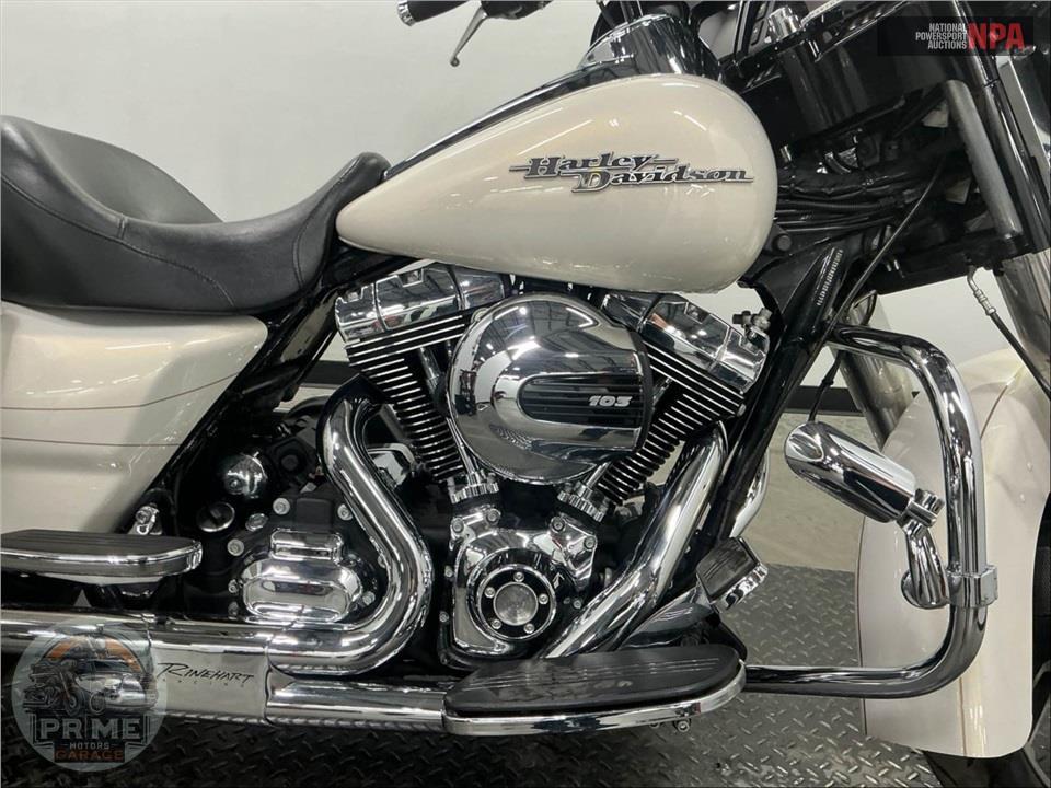 2015 Harley-Davidson FLHXS STREET GLIDE SPECIAL — фото 6