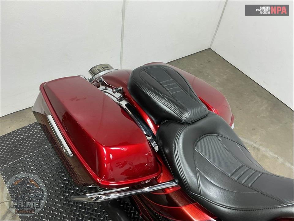 2015 Harley-Davidson FLTRUSE CVO ROAD GLIDE ULTRA — фото 30