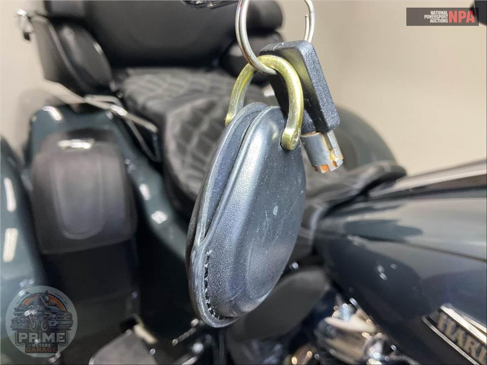 2020 Harley-Davidson FLHTCUTG TRI GLIDE ULTRA — фото 10