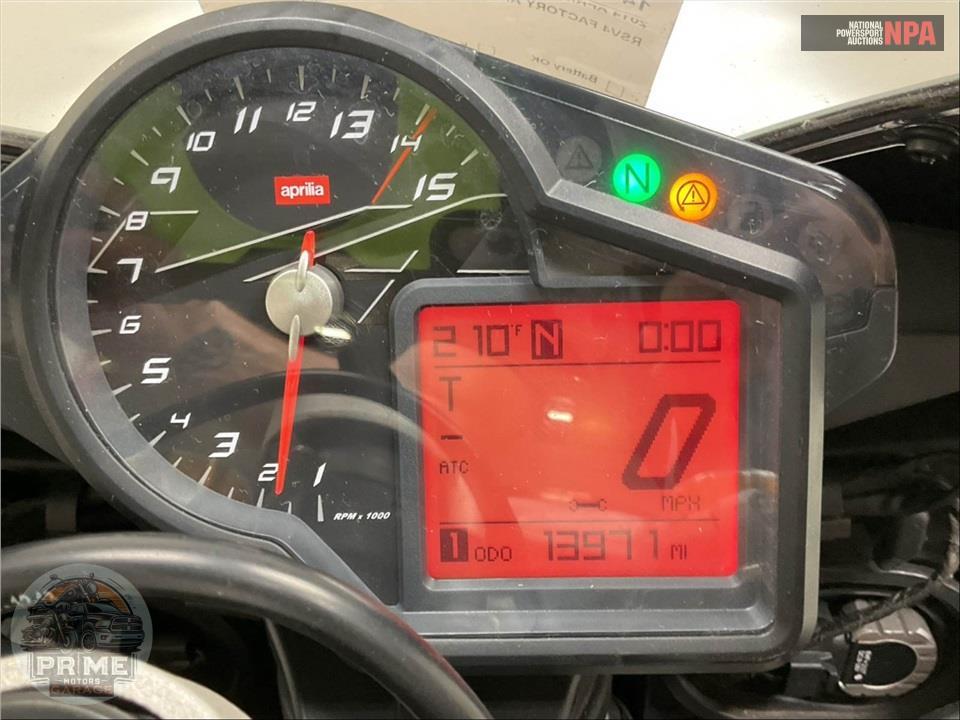 2014 Aprilia RSV4 FACTORY APRC — фото 5
