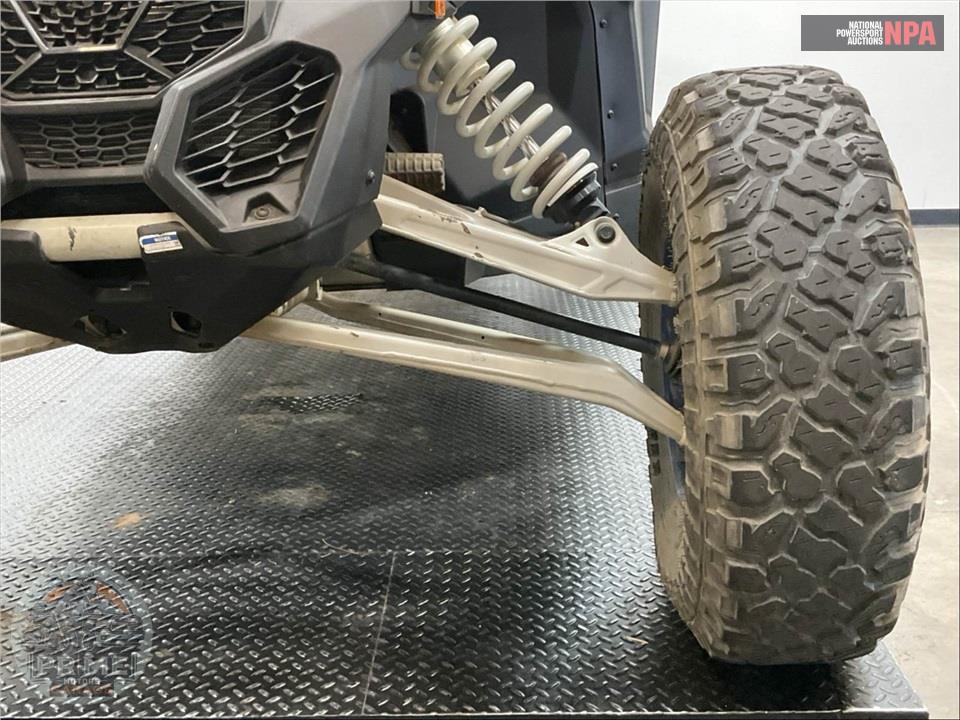 2023 Can-Am MAVERICK X3 MAX X RS TURBO RR SMART-SHOX 72 (RED OR BLUE) — фото 22