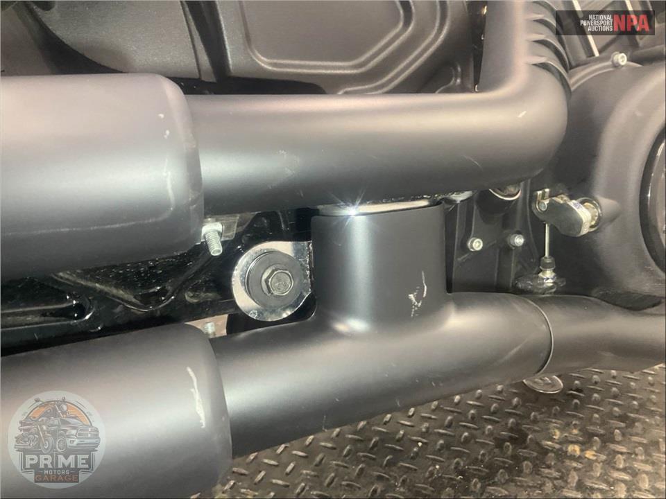 2021 Indian Motorcycle SCOUT BOBBER (ABS, BLACK SMOKE) — фото 10
