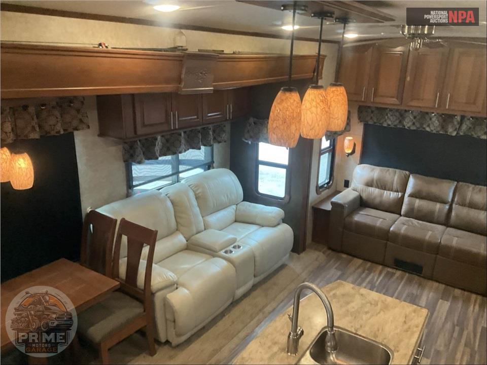 2017 Highland Ridge Rv M-397FBS - 3X FIFTH WHEEL SERIES — фото 7