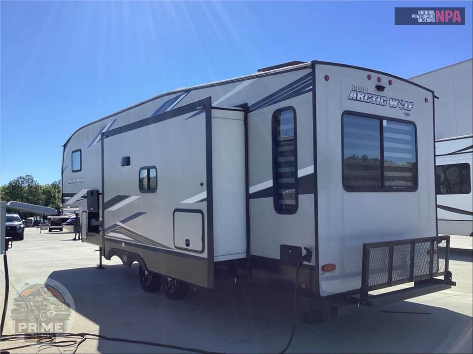2022 Cherokee By Forest River M-291RL ARCTIC WOLF FIFTH WHEEL SERIES — фото 3
