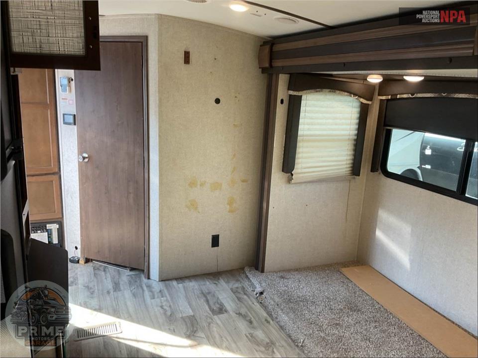 2019 Keystone Rv M-26 RBS - COUGAR SERIES — фото 8