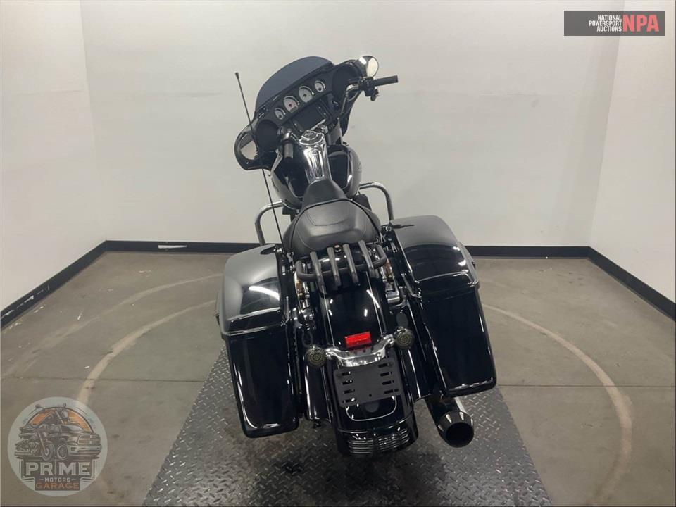 2016 Harley-Davidson FLHXS STREET GLIDE SPECIAL — фото 4