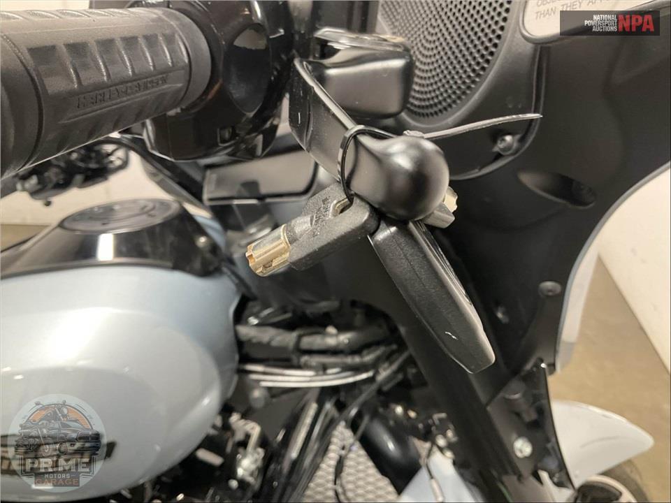 2024 Harley-Davidson FLHX STREET GLIDE — фото 12