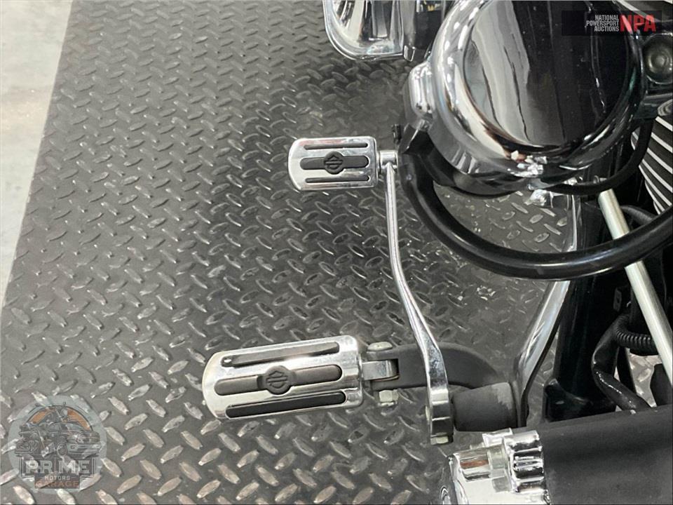 2006 Harley-Davidson FXDWGI DYNA WIDE GLIDE — фото 21
