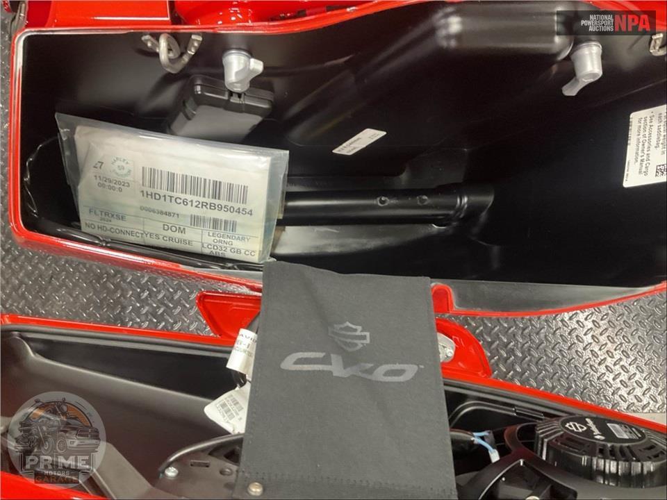 2024 Harley-Davidson FLTRXSE CVO ROAD GLIDE — фото 18