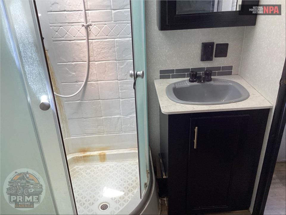 2022 Cherokee By Forest River M-29BRB - GREY WOLF FIFTH WHEEL SERIES — фото 15
